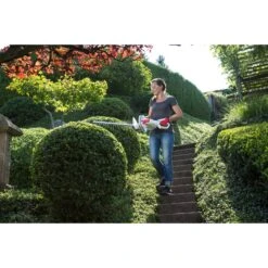 Ikra IAHS 40-5425 Solo 40 V Akku-Heckenschere 13 Ikra IAHS 40-5425 Solo 40 V Akku-Heckenschere -OUTSUNNY Shop 2031610000 prod 006