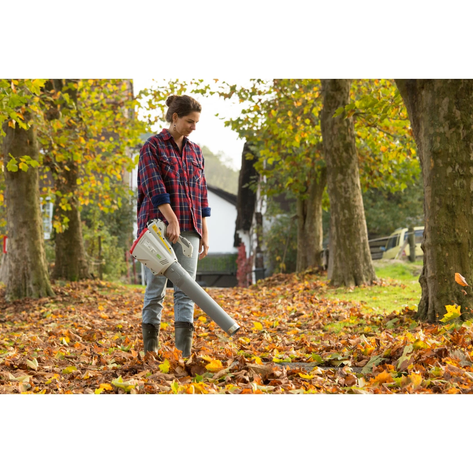 Ikra IAB 40-25 Solo 40 V Akku-Laubbläser 6 Ikra IAB 40-25 Solo 40 V Akku-Laubbläser – Bild 4