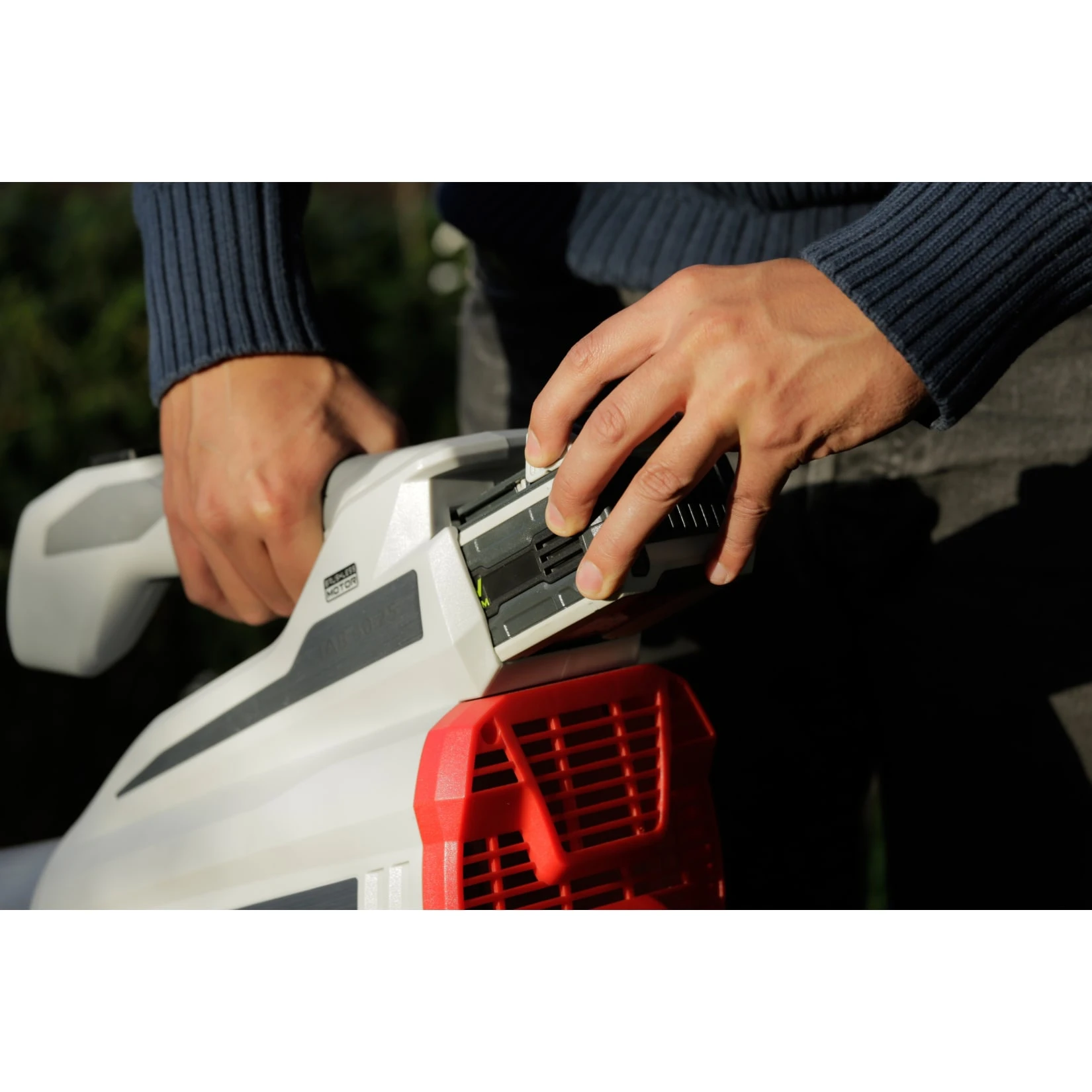 Ikra IAB 40-25 Solo 40 V Akku-Laubbläser 7 Ikra IAB 40-25 Solo 40 V Akku-Laubbläser – Bild 5