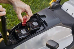 ALPINA Akku-Rasenmäher AL1 3820 Li - Inkl. 2x 4 Ah Akku U. Doppel-Ladegerät -OUTSUNNY Shop 2225740000 prod 006