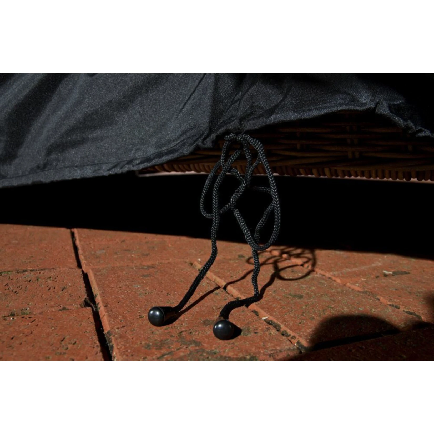 CLP Runde Abdeckhaube Für Gartenmöbel-Sitzgruppe I Wasserdicht UV-Beständig I Ø 255 CM, Höhe: 90 CM 7 CLP Runde Abdeckhaube Für Gartenmöbel-Sitzgruppe I Wasserdicht UV-Beständig I Ø 255 CM, Höhe: 90 CM – Bild 5