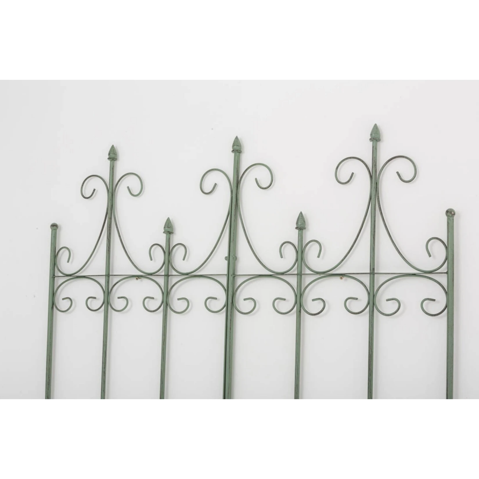 CLP Eisen-Rankgitter FLIEDER Im Landhausstil I Rankzaun Mit Stilvollen Verzierungen I Steckzaun Für Den Garten 5 CLP Eisen-Rankgitter FLIEDER Im Landhausstil I Rankzaun Mit Stilvollen Verzierungen I Steckzaun Für Den Garten – Bild 3