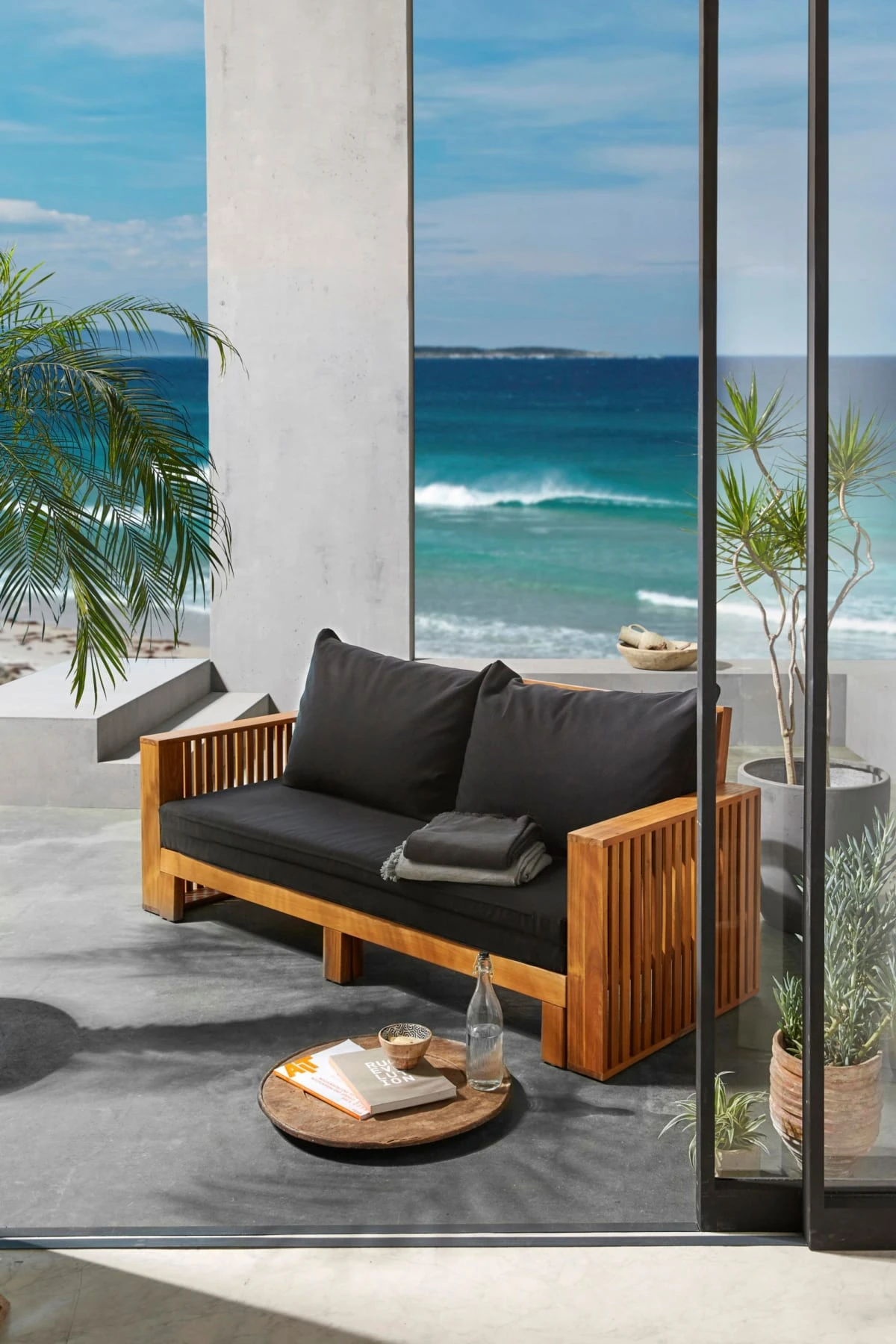 Outdoor-Daybed Meran Natur/Schwarz 5 Outdoor-Daybed Meran Natur/Schwarz – Bild 3